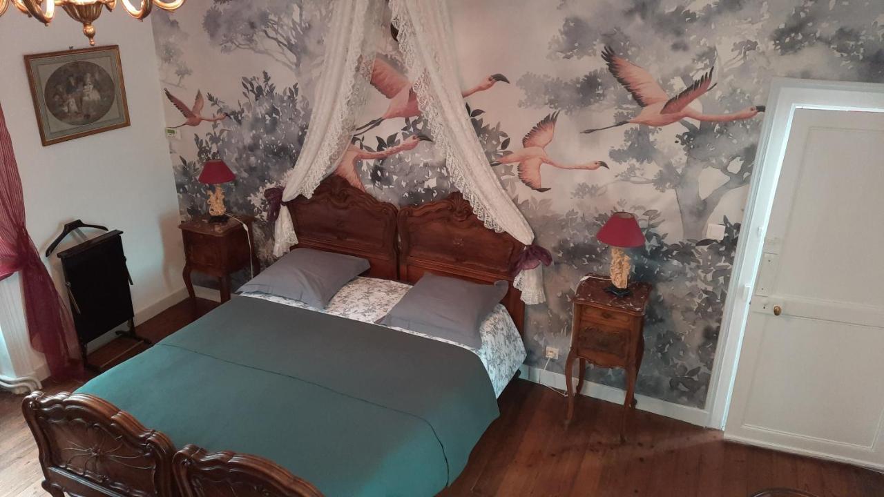 Les Cedres Bed & Breakfast Montaigu-Vendee Exterior photo